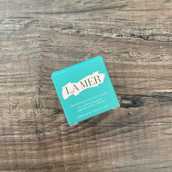 La Mer moisturizing soft cream sample - Picture 2 of 2